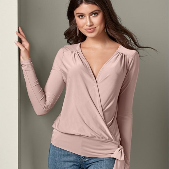 VENUS Tops - ⭐️🎉TODAY ONLY SALE 1/15/19🎉⭐️